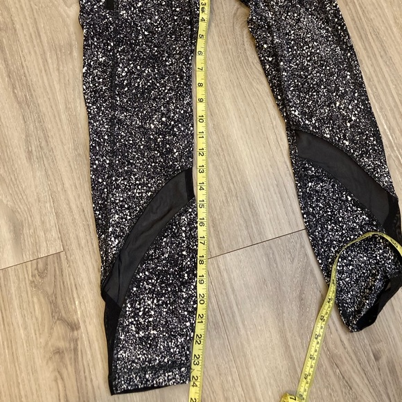 Lululemon Capri - Picture 11 of 13